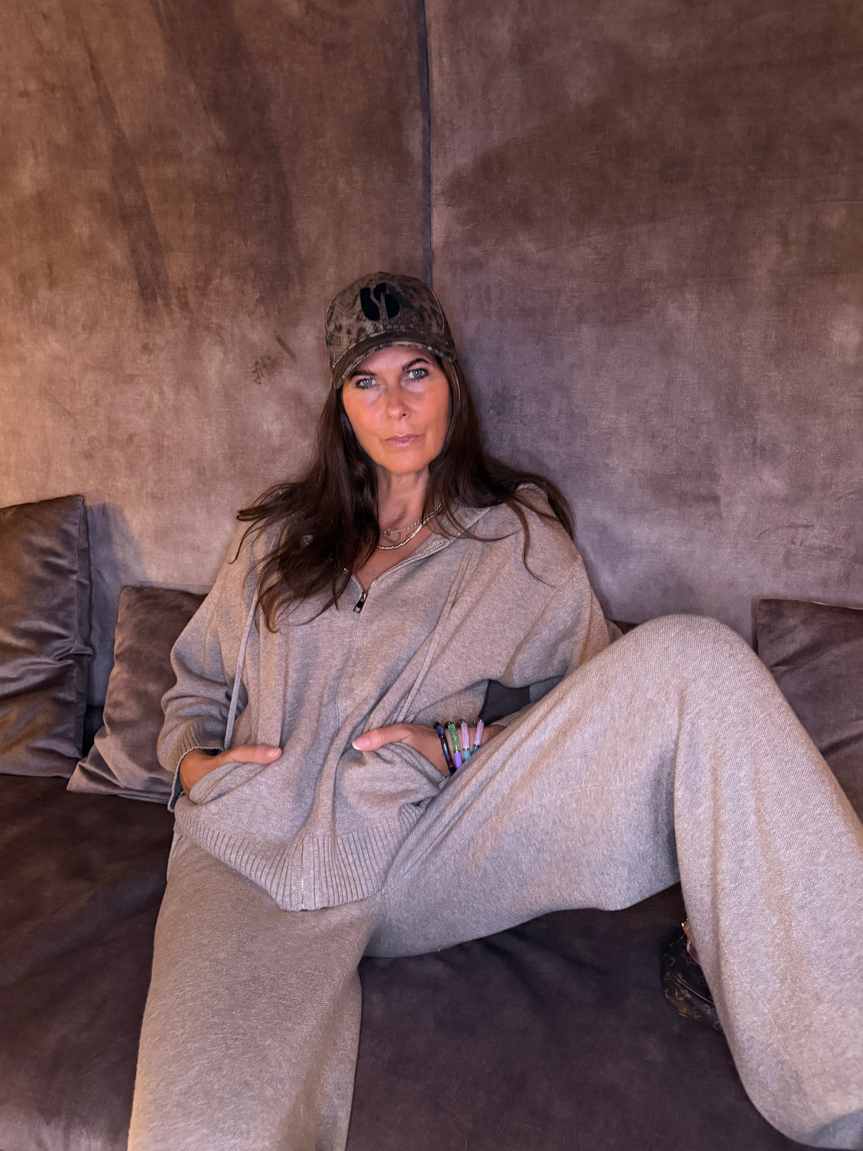 Sue Knitted Hoodie - Taupe