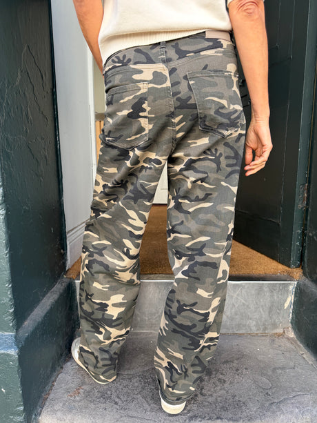 Camo Balloon Jean