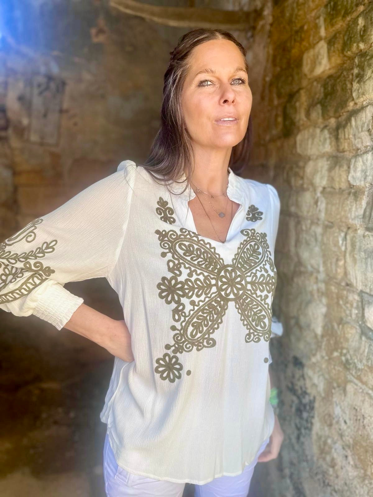 Camisa Raj color caqui