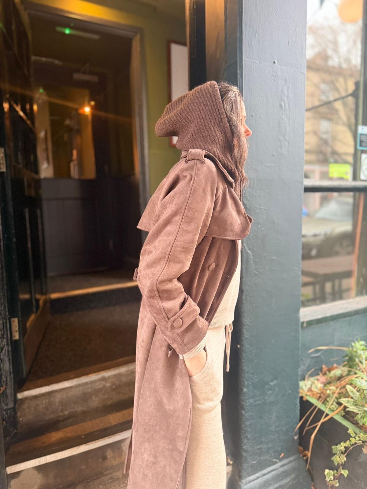 Liv Knitted Hood - Chocolate