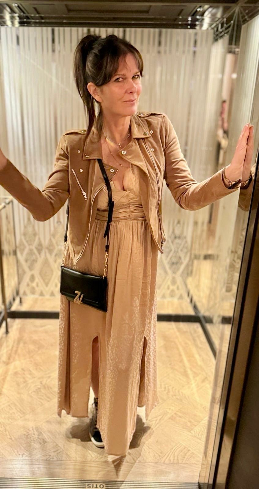 Vestido Sinfónico Dorado