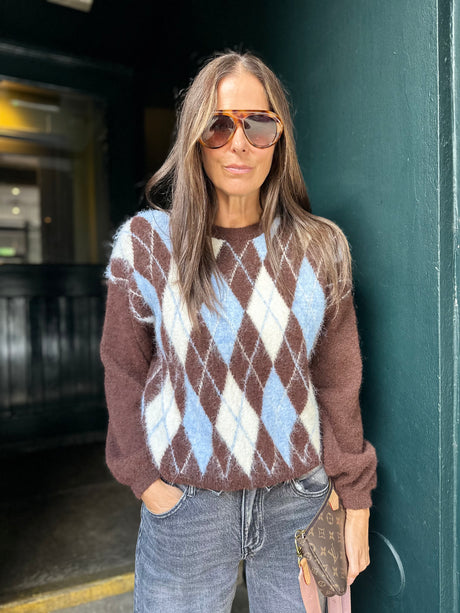 Argyle Crew Neck - Chocolate