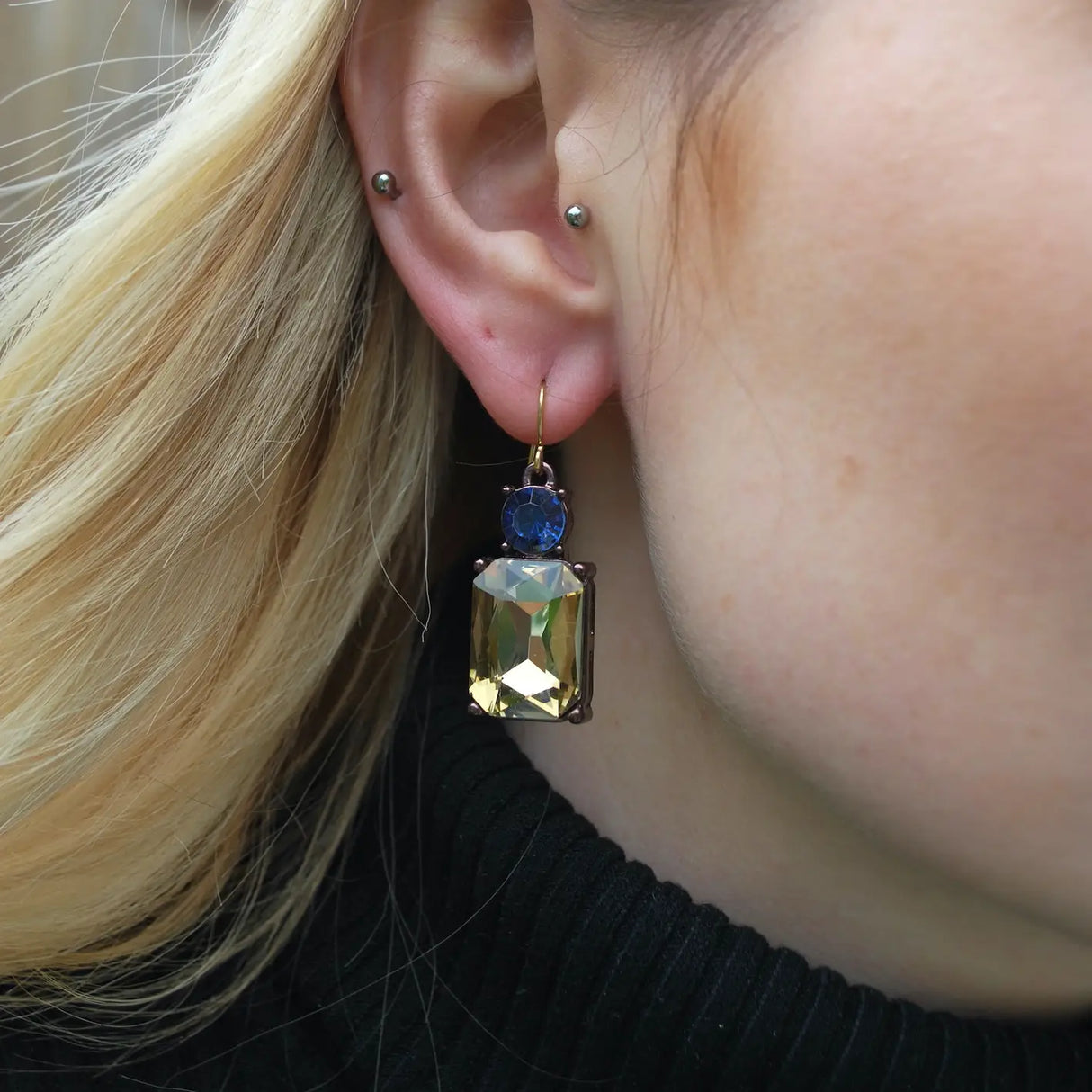 Twin Gem Earring - Smoke/Deep Blue