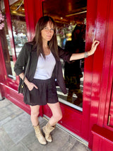 Elinor Short Negro