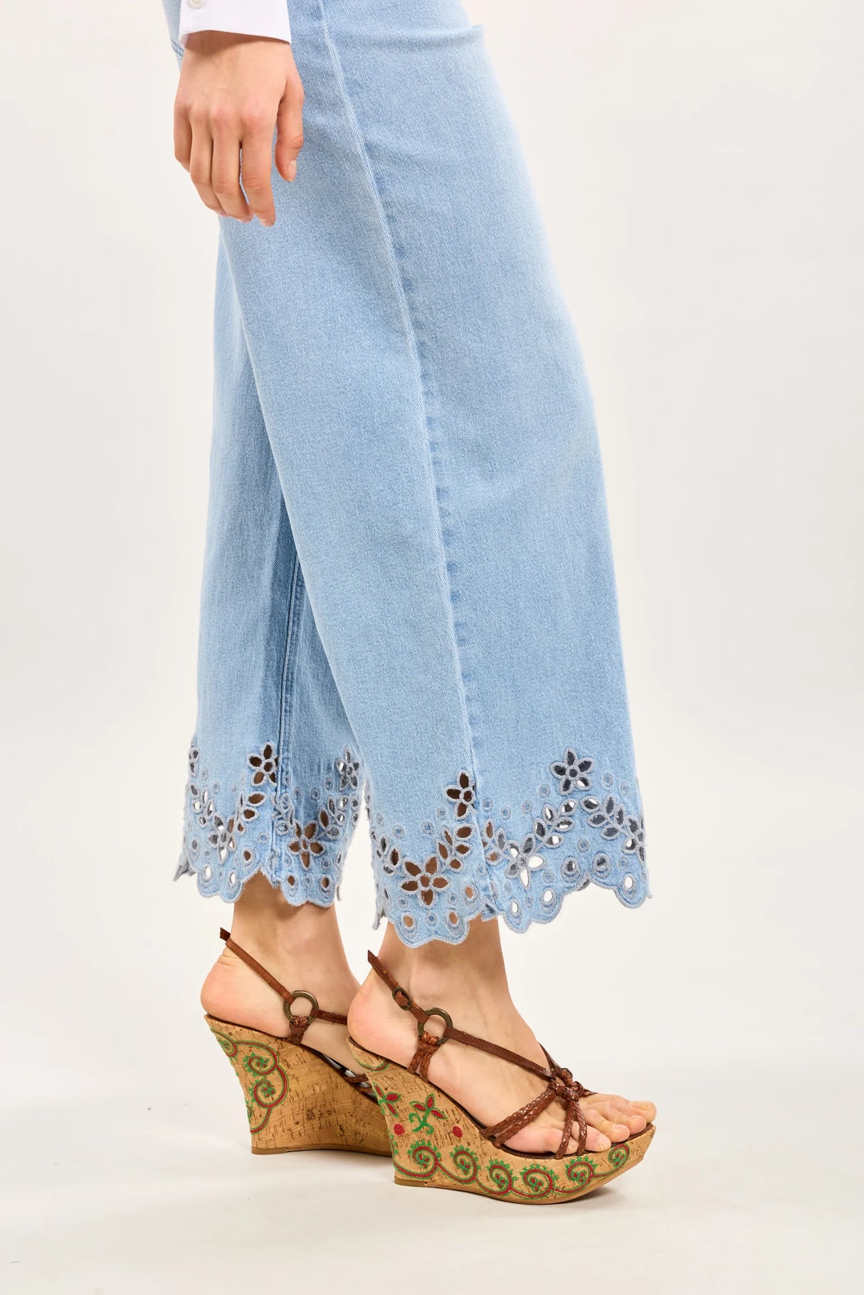 Cropped Cut Out Jean