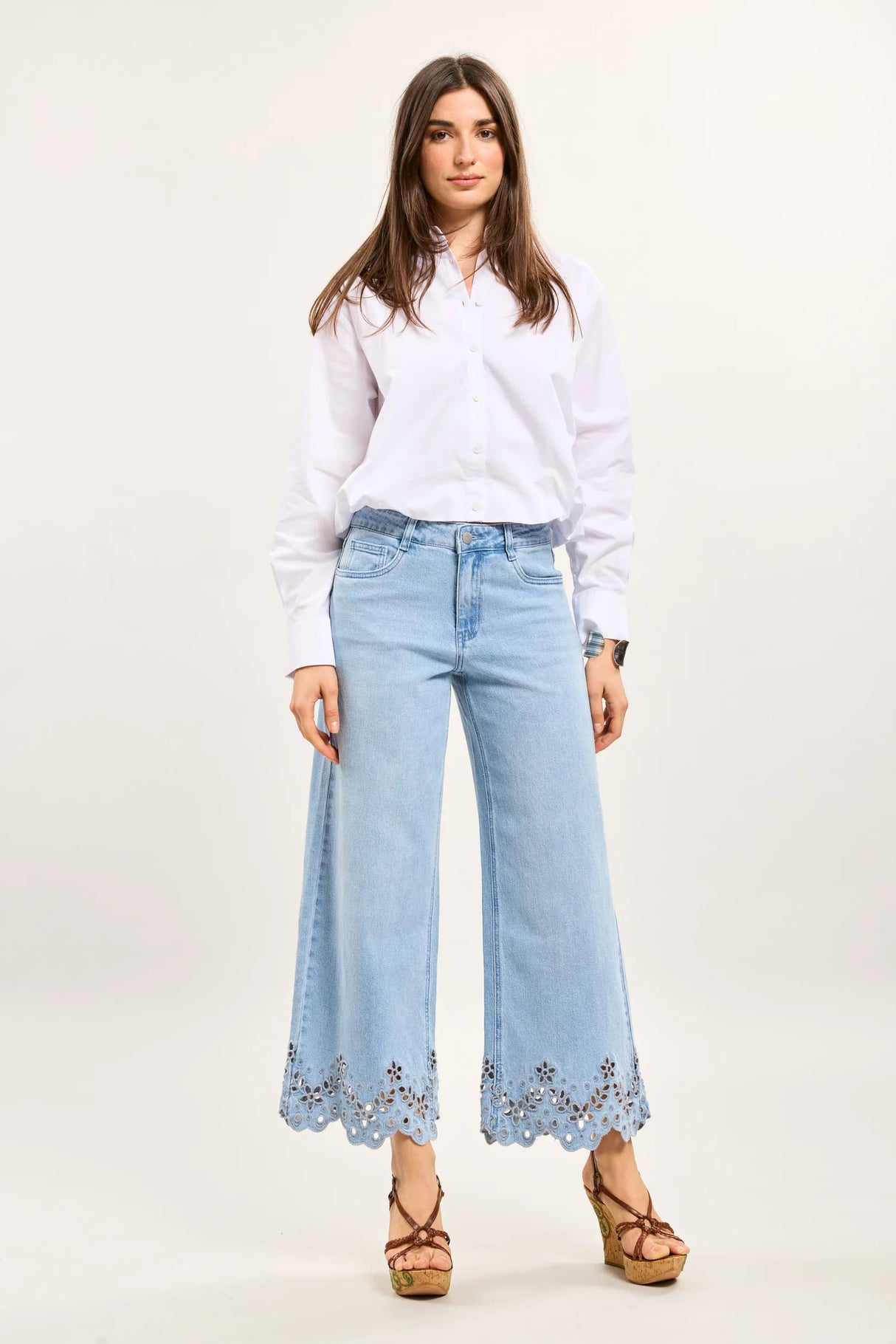 Cropped Cut Out Jean