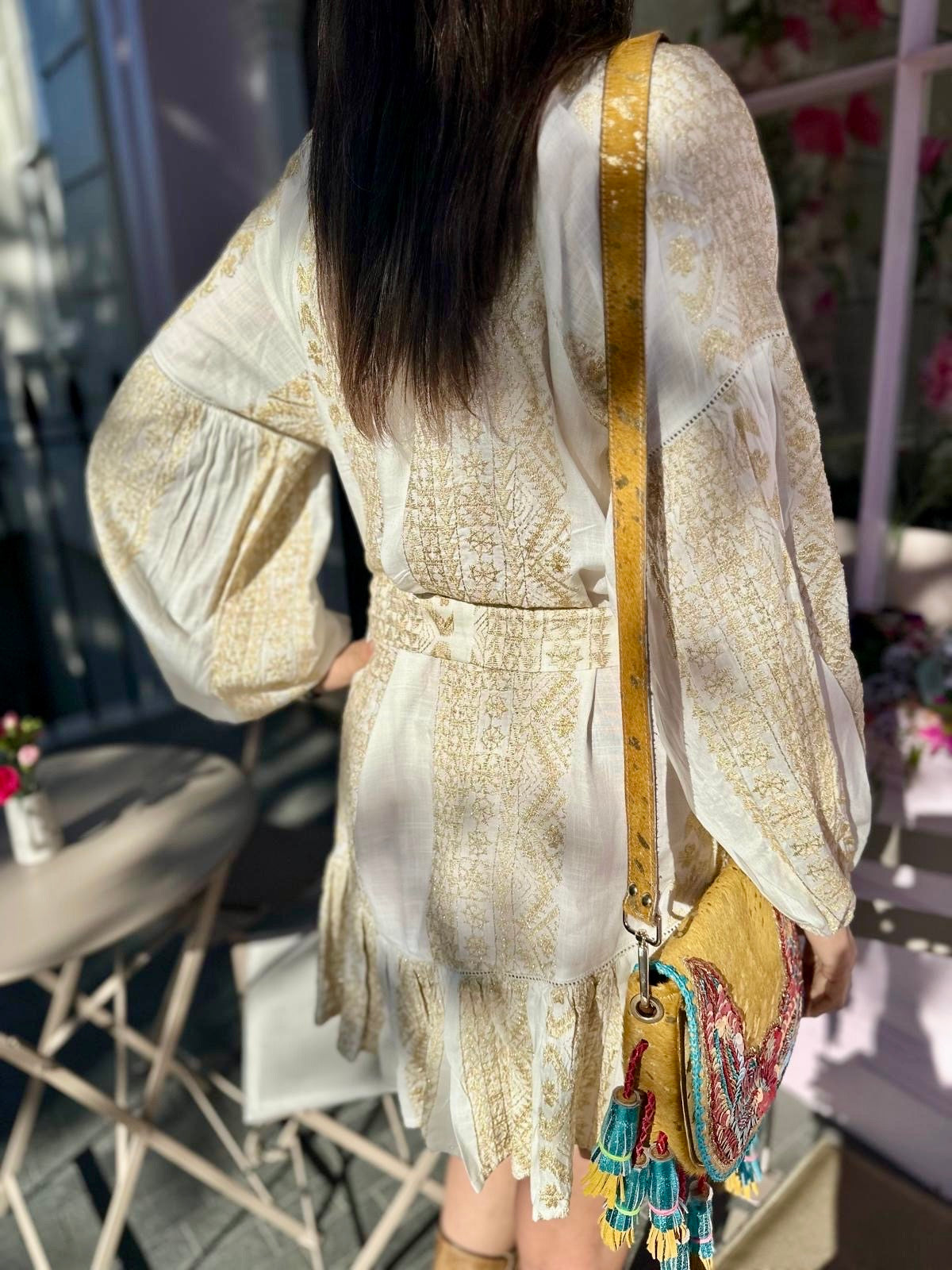 Vestido visto dorado