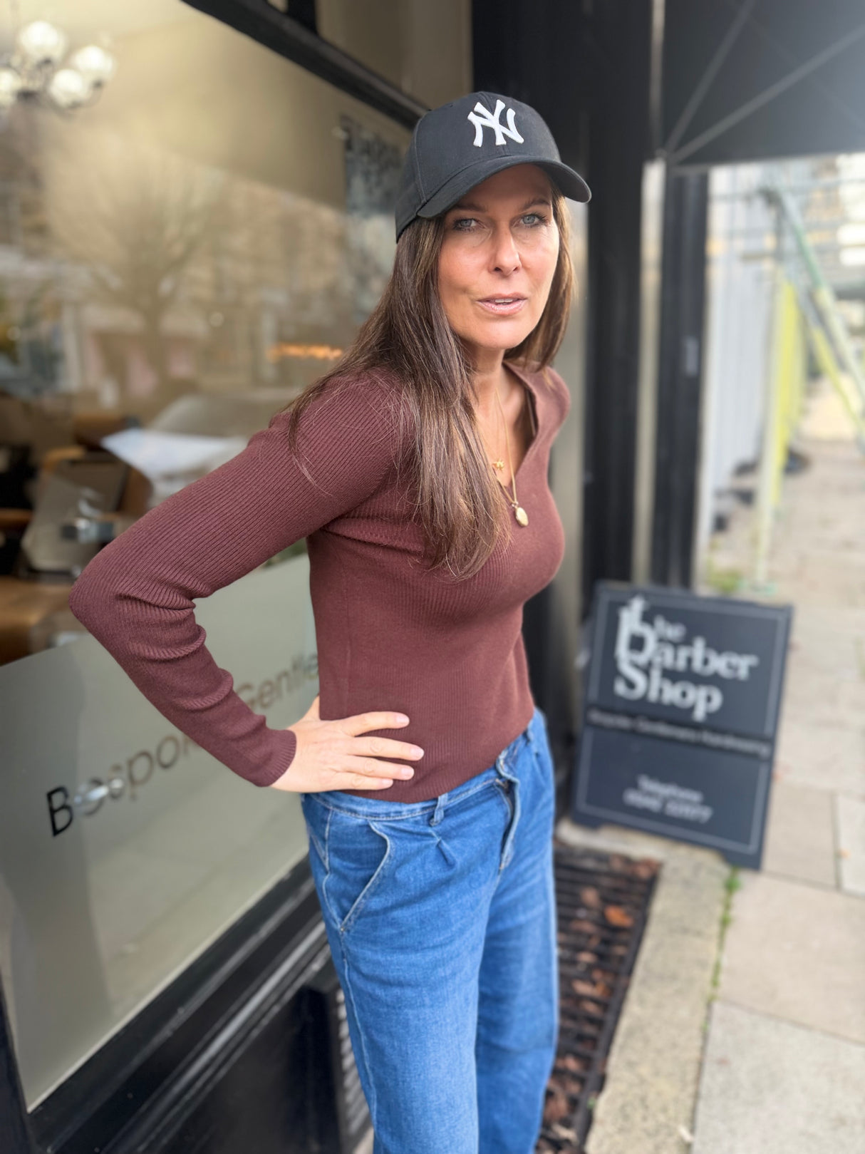 Wallis Open Neck Knit - Chocolate