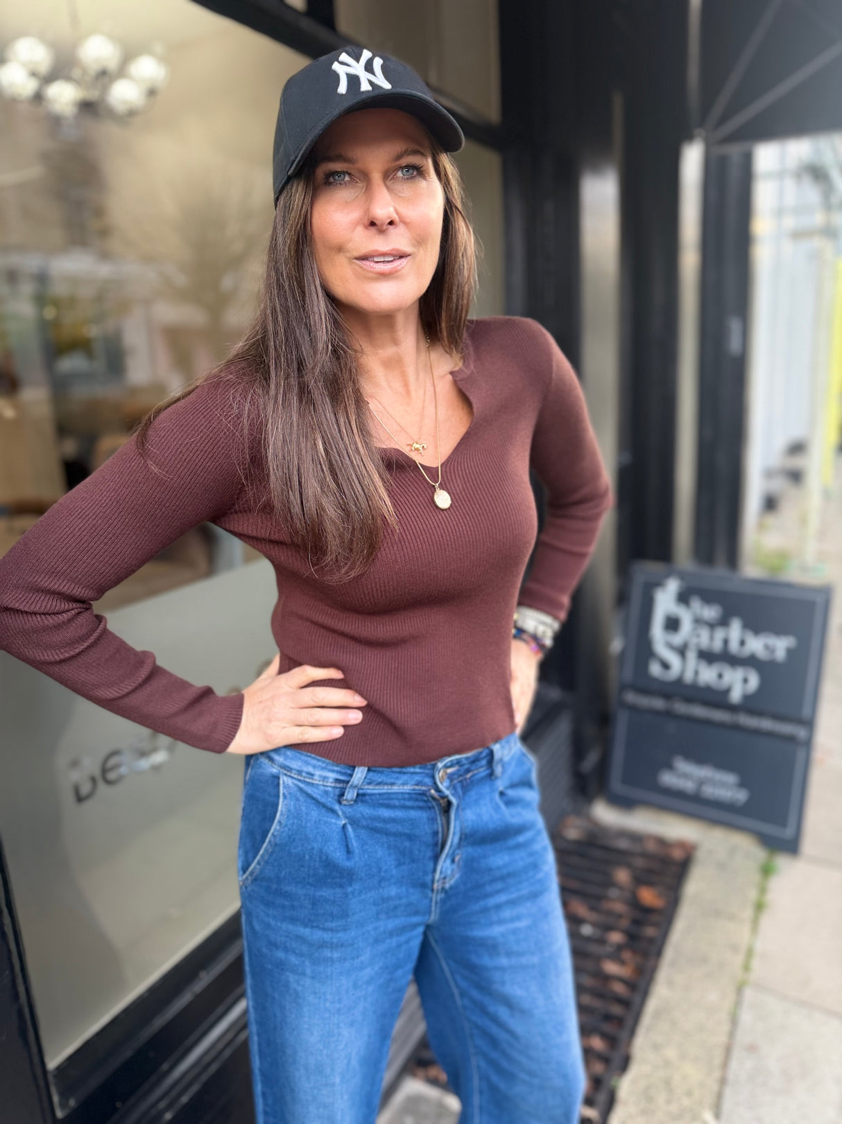 Wallis Open Neck Knit - Chocolate