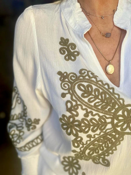 Camisa Raj color caqui