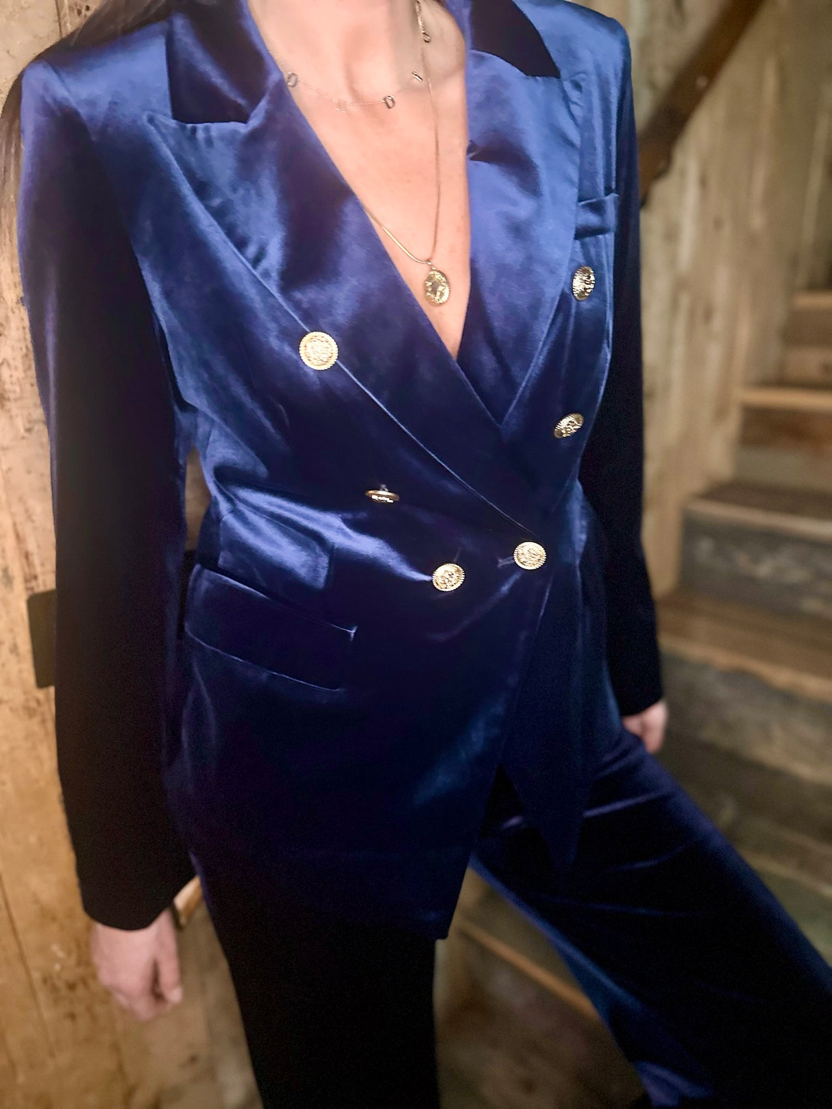Blazer Victoria de terciopelo azul marino