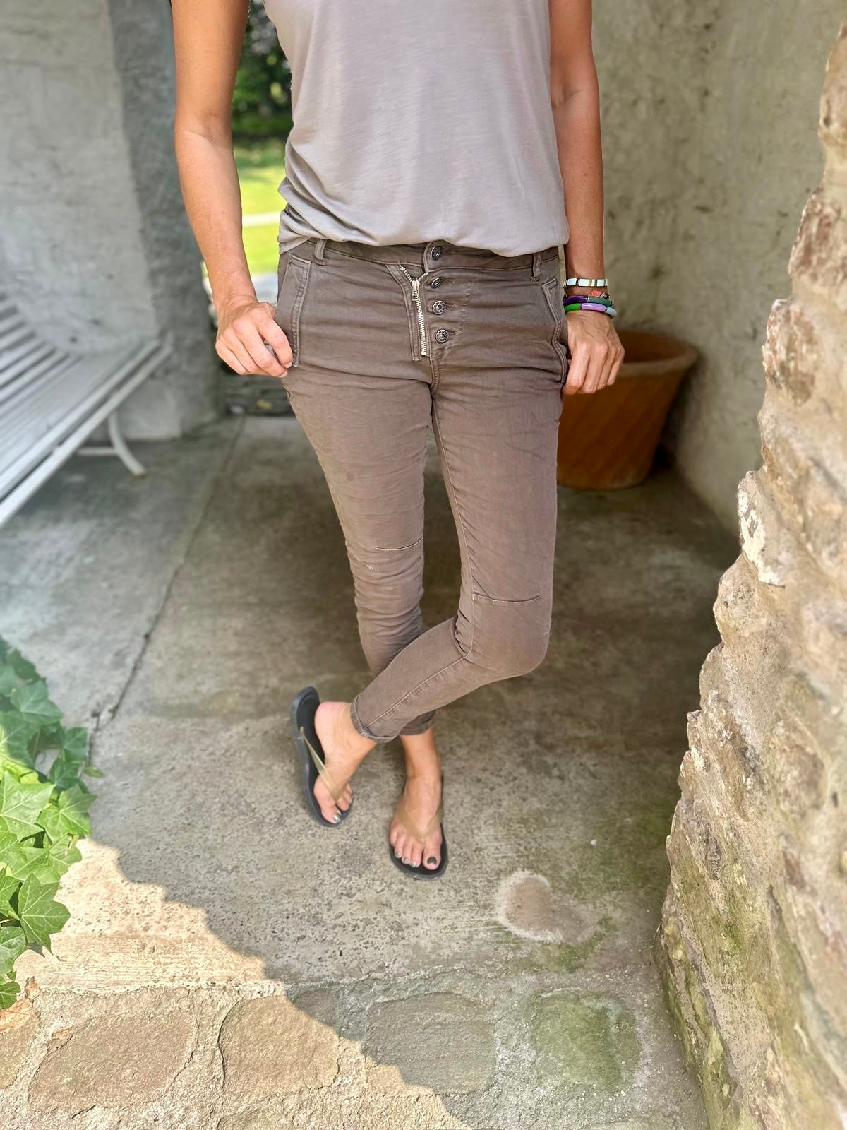 Chocolate Jean Lux