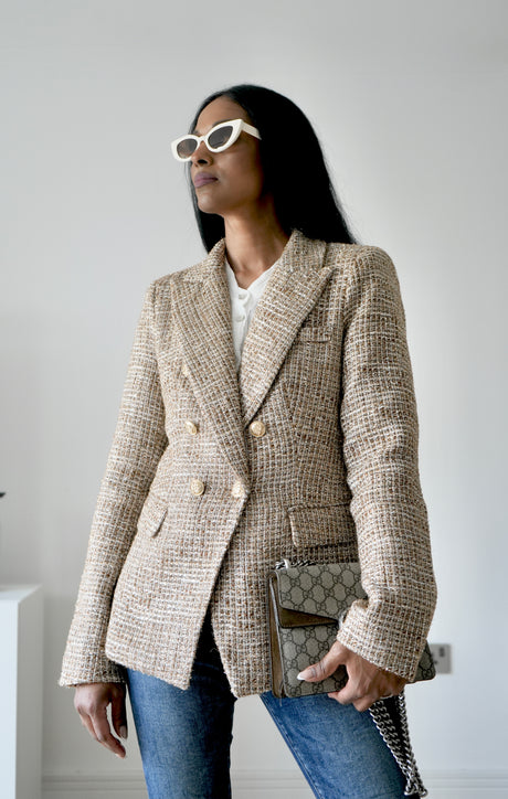 Ese blazer dorado