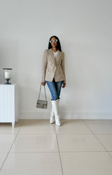 Ese blazer dorado