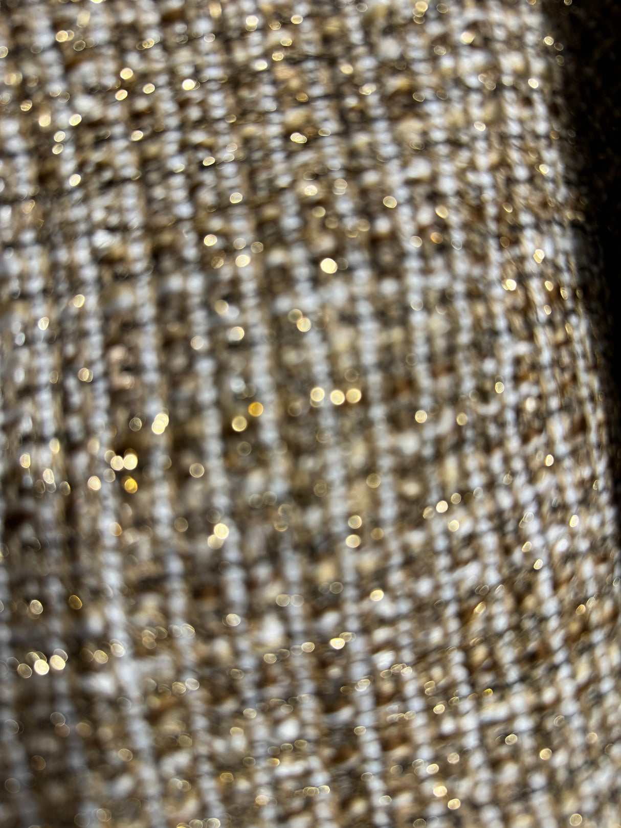 Ese blazer dorado