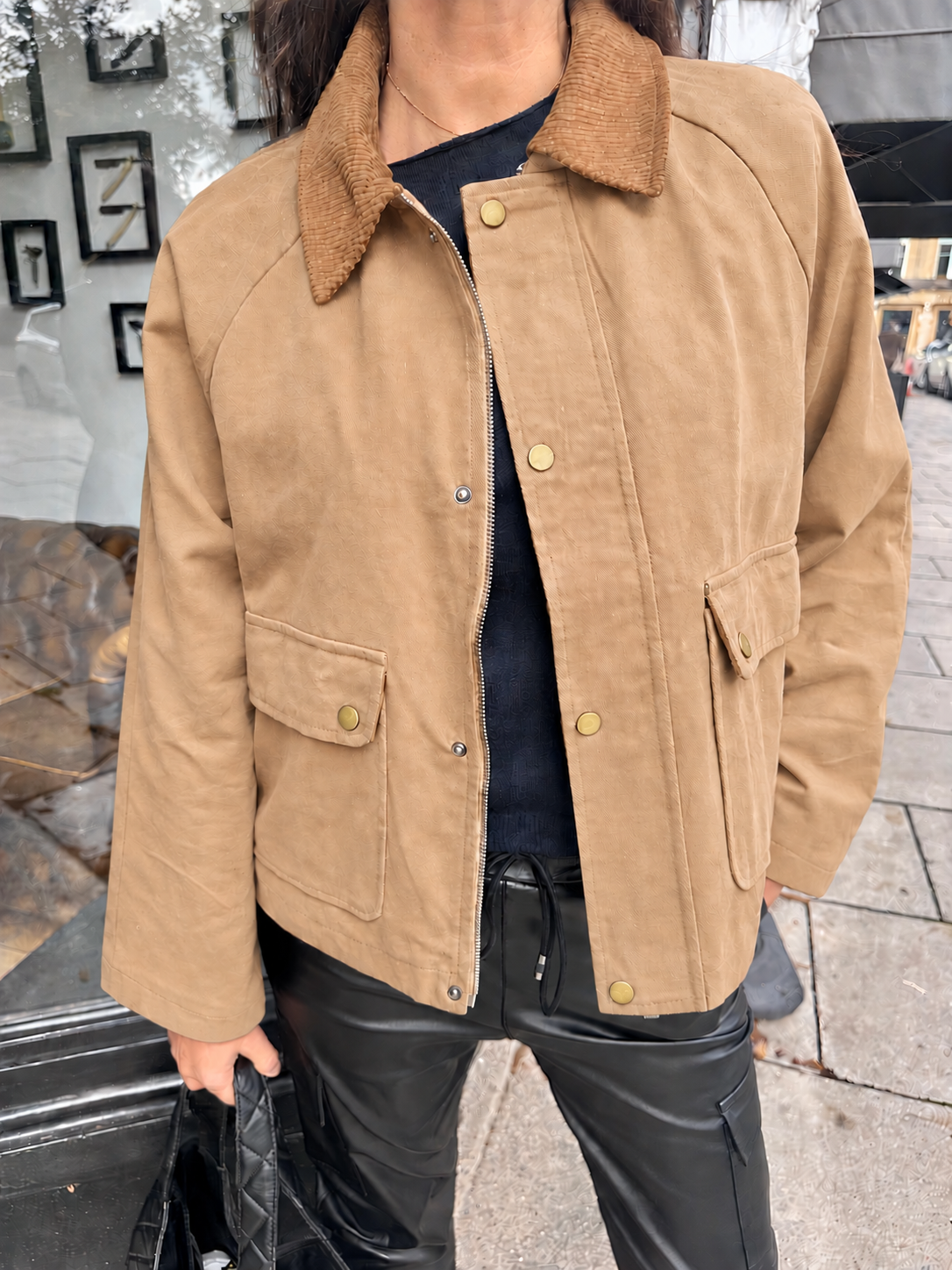Barnett Barn Jacket - Beige