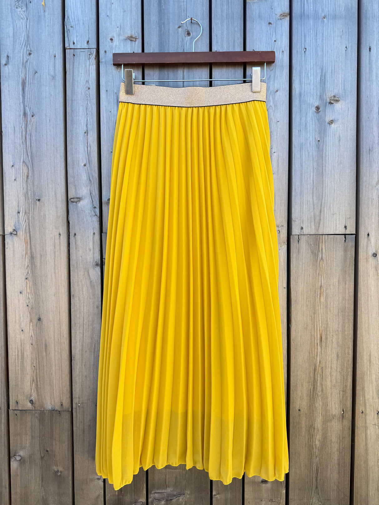 Kaia Midi Skirt - Mustard