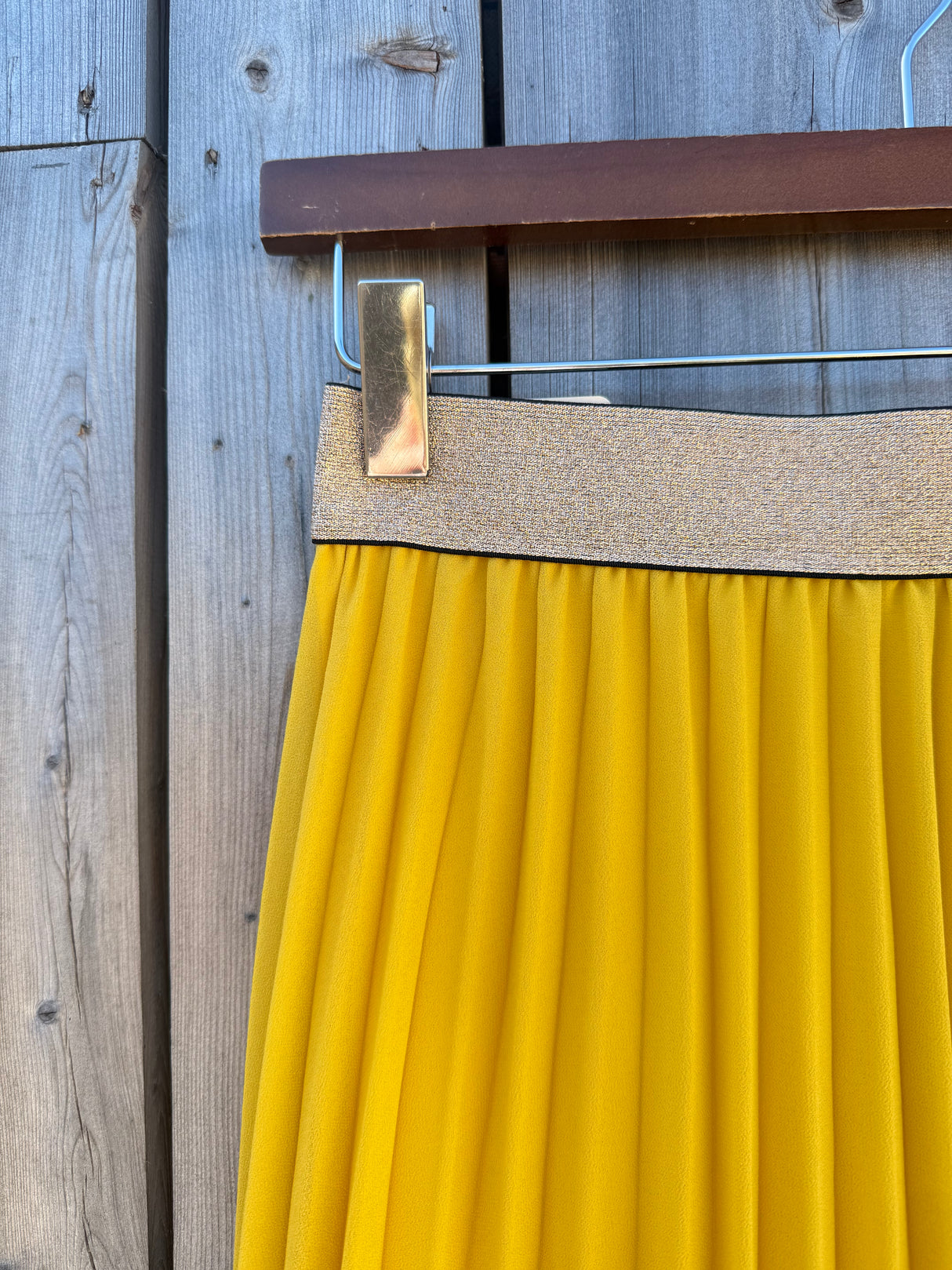 Kaia Midi Skirt - Mustard