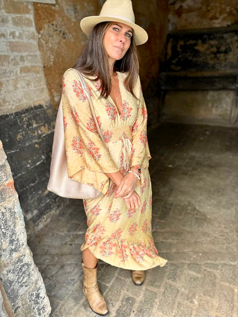 Vestido largo de seda Delphine color arena