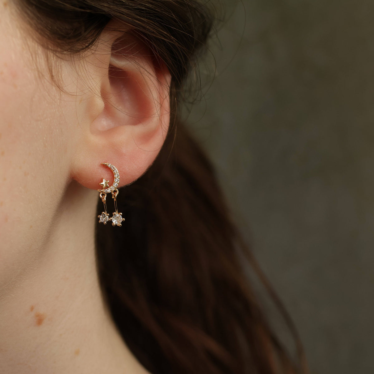 Moon Studs